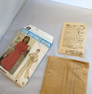 1970'S VOGUE COUTURIER DESIGN VALENTINO 2821 UN-CUT/COMPLETE SZ. 8 - Picture 1 of 6
