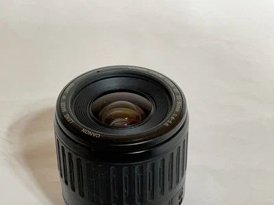 Lente zoom Canon EF 35-80 mm 1:4-5,6 III para cámaras réflex digitales Canon Foto 1 de 4