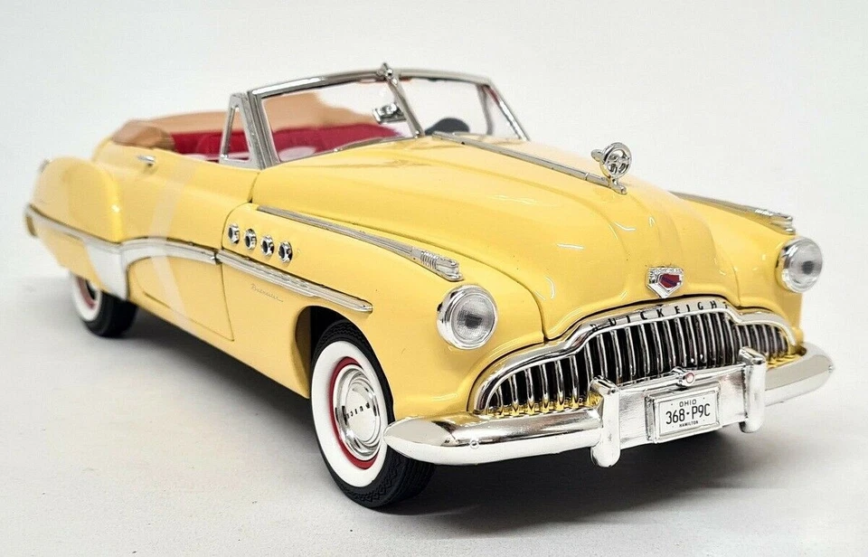 1949 BUICK ROADMASTER CONVERTIBLE "RAIN MAN" 1/18 DIECAST BY GREENLIGHT 13616