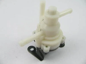 NEW - OUT OF BOX - OEM 1980-85 Mazda RX7 Emission Cut & Check Valve 8341-42-910A - Bild 1 von 4