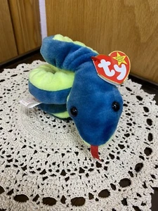 Ty Beanie Baby ~ Hissy the Snake 1997 ~with hang tag ~ with errors~ RETIRED RARE - Picture 1 of 10