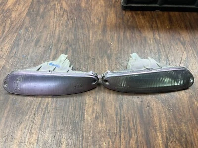 90-97 MAZDA MX5 MIATA OEM CONJUNTOS DE LUCES INTERMITENTES DELANTERAS Foto 1 de 4
