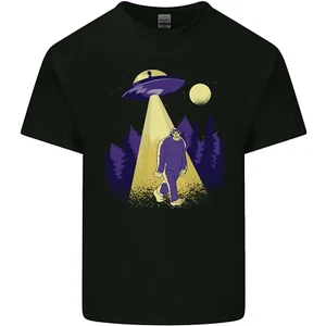 Bigfoot Abduction Funny Alien UFO Kids T-Shirt Boys Girls - Picture 1 of 3