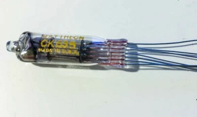 1 x Raytheon CK635 / CK-635 Sub-Miniature Dual Diode Tubes