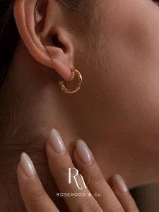 Non Tarnish 18k Gold Plated Small Twisted Hoop Earrings for Women -E026 - Picture 1 of 6
