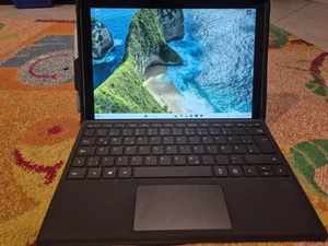 Microsoft Surface Pro 7 i5 1035G4 8GB RAM 240GB M2 + 500GB MMC - Bild 1 von 6