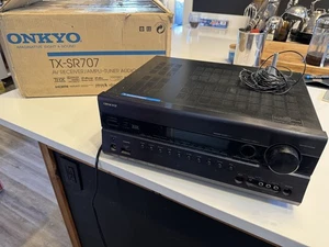 Onkyo TX-SR707 7.2-Channel Home Theater AV Receiver - fixed HDMI, Remote bundle - Picture 1 of 5