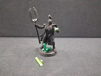 Warhammer 40k: Necron Overlord with Staff & Resurrection Orb Metal - Image 1 of 4