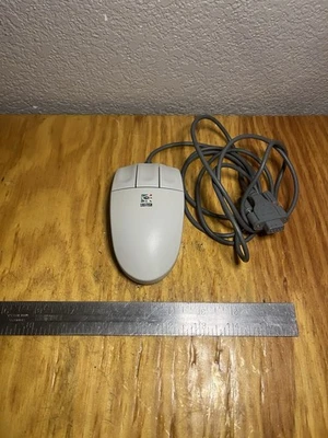 Vintage Logitech M-M35 Mechanical Mouse Beige Wired (RS-232) Ergonomic 3-Buttons - Image 1 of 4