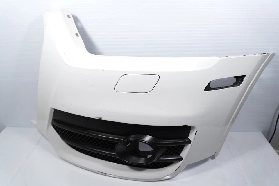 2015 AUDI Q3 FRONT LEFT DRIVER SIDE BUMPER COVER **SCRATCHES** - Image 1 of 4