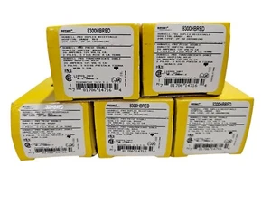Hubbell HBL8300HRED Duplex Receptacle, Compact Hospital Grade, 20 amp, 125V, 5-2 - Picture 1 of 6