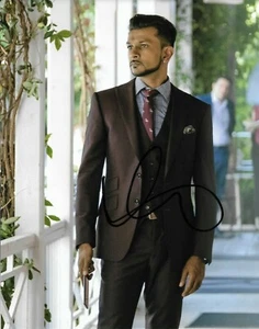 UTKARSH AMBUDKAR SIGNED 8X10 PHOTO PITCH PERFECT MULAN BLINDSPOTTING C - Picture 1 of 1