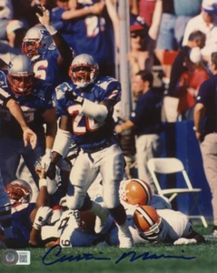 CURTIS MARTIN SIGNED AUTOGRAPHED 8x10 PHOTO NEW ENGLAND PATRIOTS HOF BECKETT BAS - Picture 1 of 2