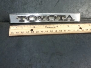 Automobile Car Or Truck Emblem Logo Badge Toyota 715158 USA - Picture 1 of 9