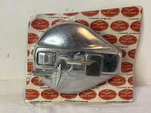 tappo serbatoio benzina originale per Moto Guzzi California e V7 29.10.39.51 - Foto 1 di 5