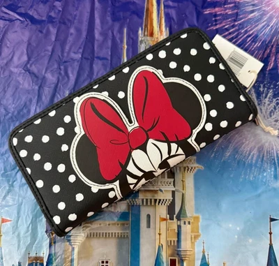 NUEVA Cartera Loungefly X Parques Disney Minnie Mouse Blanca Lunares Rojo Lazo Foto 1 de 3