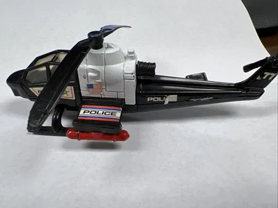 Helicóptero de policía Remco Toys 1988 vintage blanco y negro helicóptero con calcomanías Foto 1 de 4
