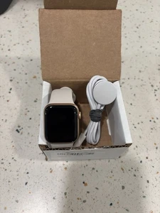 Apple Watch SE première génération or rose avec bracelet sport - Photo 1 sur 5