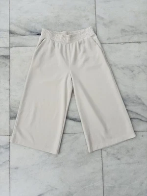 Danskin Scuba Rib Cropped Gaucho Pants Beige Elastic Waist Pull On Women Medium - Image 1 of 4