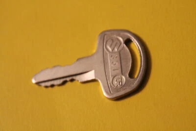 SUZUKI,T500,TS250,TS400,TS90,T125,K10,AS50 Nos oem Pre cut Key # 351 - Image 1 of 2