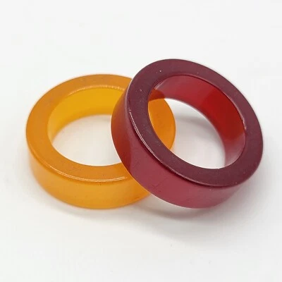 Anel de banda de resina dura amarelo vermelho 2 peças tamanho 6 e 5,75 simples ousado - Imagem 1 de 4