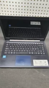 Asus R417NA-GA009T Laptop Celeron N3350 HD Graphics 500 4GB DDR3 Ram Usato - Foto 1 di 7