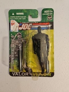 GI Joe Valor vs Venom Snake Eyes 3.75” Figure Hasbro 2004 - Picture 1 of 4