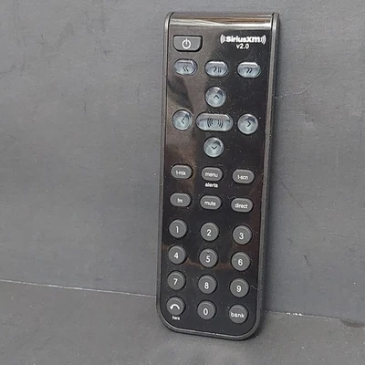 Control remoto inalámbrico portátil SiriusXm v2.0 XDPR2 para radios Dock & Play Foto 1 de 3