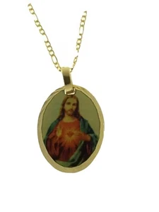 Sacred Jesus Heart - Sagrado Corazon 14k Gold Plated Medal with 20 Inch Chain - Picture 1 of 10