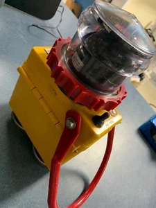 Julian A. Mcdermott Barge Nav Light STARBOARD Explosion Prof With Battery - Picture 1 of 6