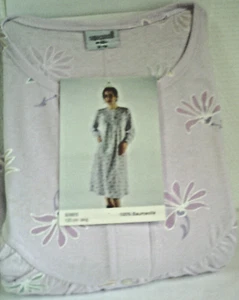 SIGNORINA Damen Nachthemd 1/1 Arm fliederfarben mit bunten Blumen Gr. 52/54 - Bild 1 von 1