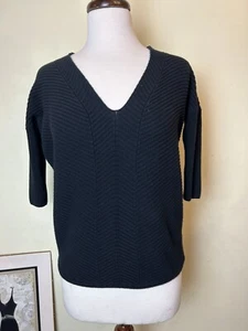 Express Sweater Top Women Size XS Oversized 3/4 Slim Sleeves Black High Low - Picture 1 of 8