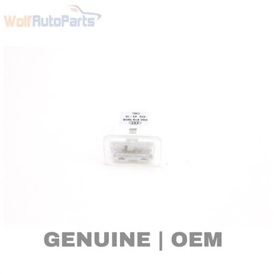 2020-2024 AUDI S8 - Interior DOOR Light 4G0919390B - Image 1 of 4