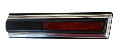 5975510 MARKER conjunto traseiro direito 85-95 Chevrolet GMC C/K G Fleetside - Imagem 1 de 4