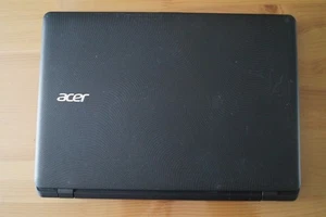 ACER ASPIRE ES1-131 N3050 2GB 32GB WIN 10 Laptop Working with faulty Battery - Picture 1 of 11