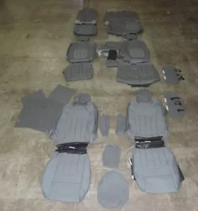 Chevy Traverse Aftr MKT 2015 peltre o cuero gris Alea conjunto de equipamiento de 8 asientos #63 - Imagen 1 de 12