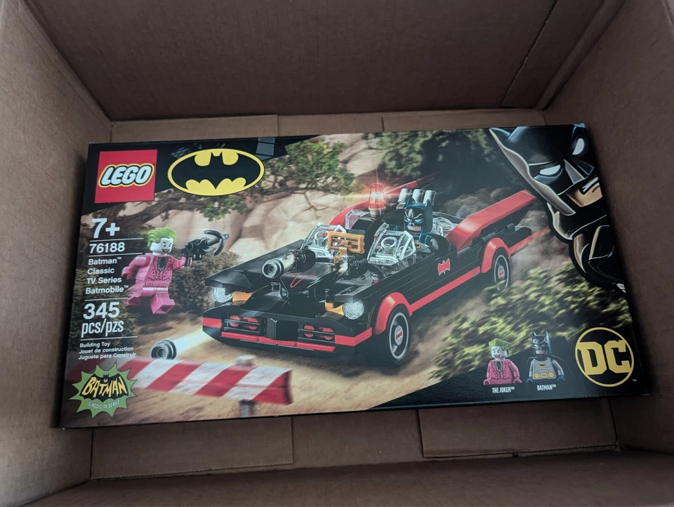 LEGO DC Batman Batimóvil Clásico Serie de TV 76188 Superhéroes Nuevo Precintado Retirado Foto 1 de 1