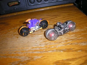 Lot of 2 Age Of Ultron Hot Wheels Racing Car Motorcycles Marvel Avengers Free SH - Picture 1 of 4