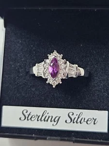 Anello da donna / anello da donna in granato e zirconi bianchi con membra radiante naturale / misura P - Foto 1 di 8