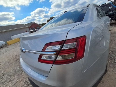 Passenger Tail Light Quarter Panel Mounted Fits 13-19 TAURUS 2650247 - Image 1 of 4