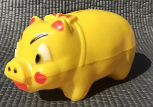 Alcanza de colección Yellow Pig Carnival Prize 8 - plástico duro - enchufe intacto - Imagen 1 de 12