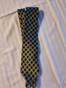 100% Silk Talbots Kids  Traditional Neck Tie Green Patterned - Picture 1 of 5