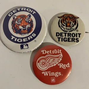 Vintage Detroit Tigers 1988 Metal Pin Back & Red Wings Pin EUC Lot Of 3 - Picture 1 of 8