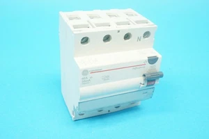 GE Vynckier 604308 DOJA440/030 residual current circuit b. 4 poles 40A A type - Picture 1 of 3