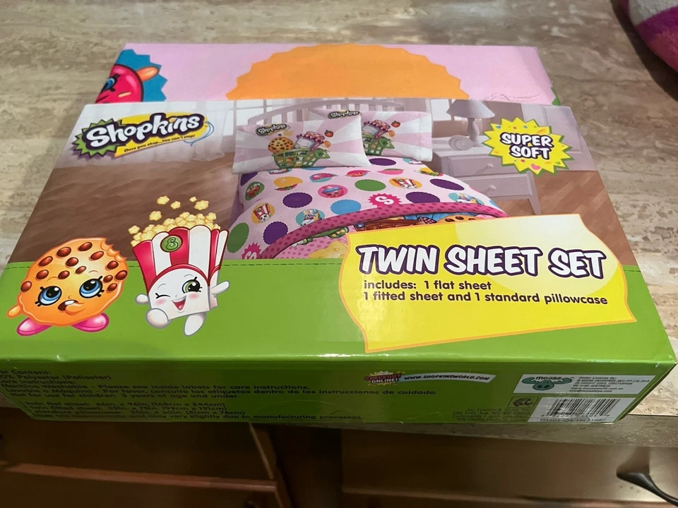 Shopkins Bedding Set Twin 3pc Flat Sheet Fitted Sheet Pillowcase New - Image 1 of 1
