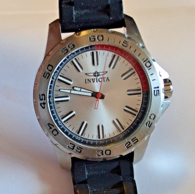 Banda de poliuretano de acero inoxidable Invicta Pro Diver Foto 1 de 4