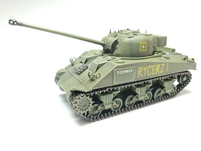 Dragon Armor 60367 1:72 Sherman Ic Firefly, 2nd "Warsaw" Armor, Italy 1945 - Image 1 of 4