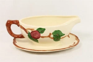 ✅ Vintage Franciscan Apple Gravy Boat Attached Under Plate USA - Picture 1 of 4