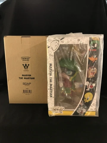 kennyswork x SOAP STUDIO LOONEY TUNES MARVIN THE MARTIAN AM003 Cover