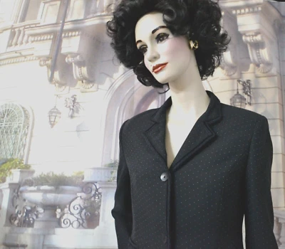 Blazer Nipon Boutique Talla 6 Pequeño Negro con Pequeños Lunares Blancos Borde Terciopelo Negro Foto 1 de 4